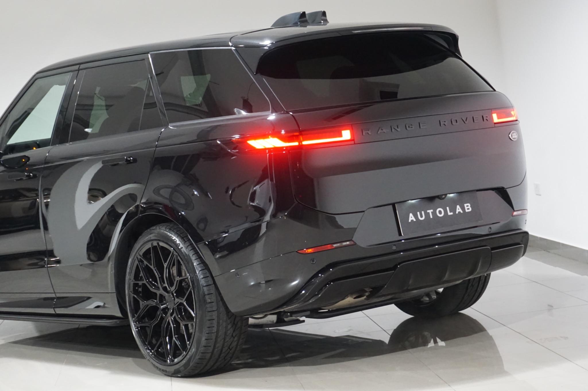Land Rover Range Rover Sport 3.0 D300 MHEV Dynamic SE Auto 4WD Euro 6 (s/s) 5dr